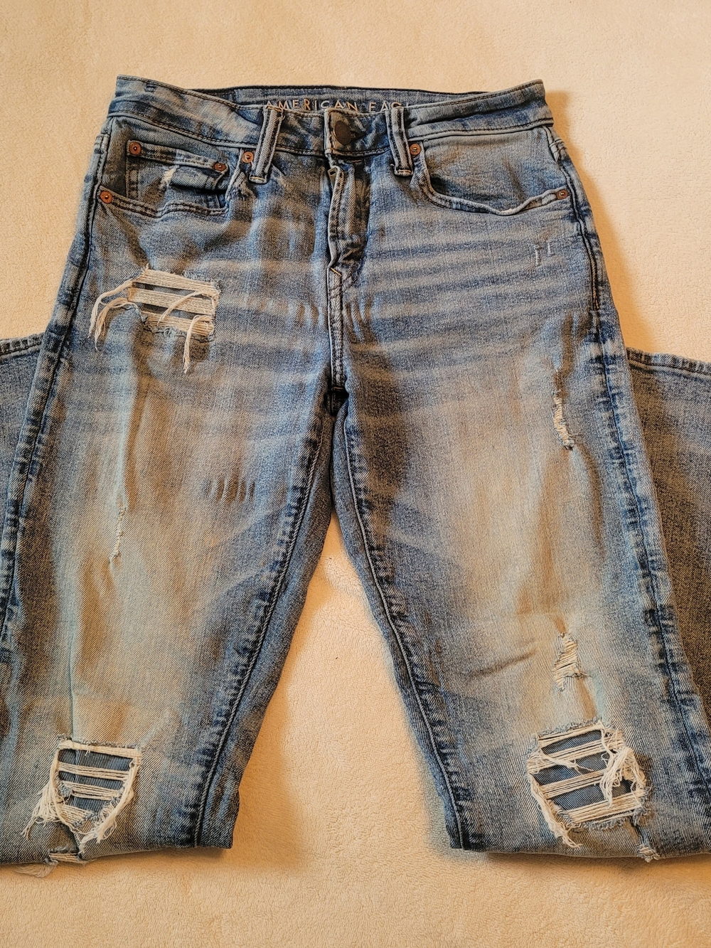 American Eagle Outfitters Men’s Distressed Blue Denim Jeans, Size 28x32